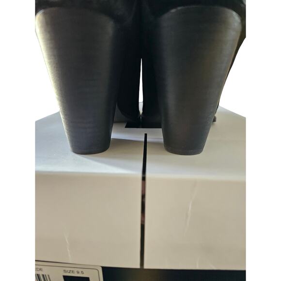 Dolce Vita  Highlander Bootie Black Suede Asymmetrical side zipper 9.5 NIB - Picture 4 of 15